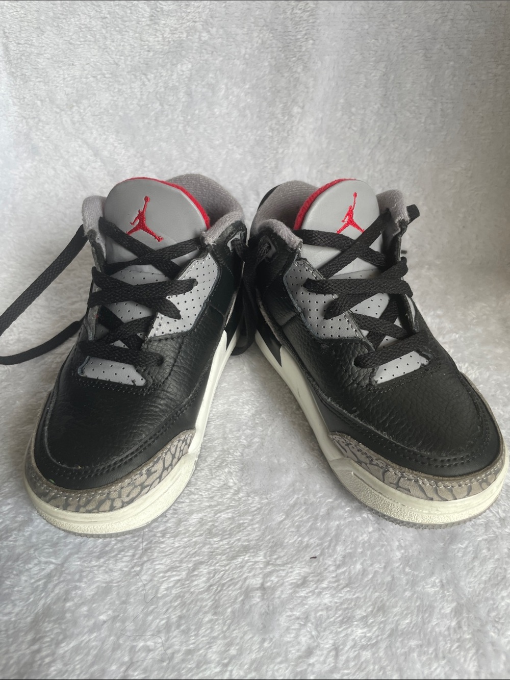 Jordan Retro 3 Toddler Kids Black, Gray & Red 9C Sneakers